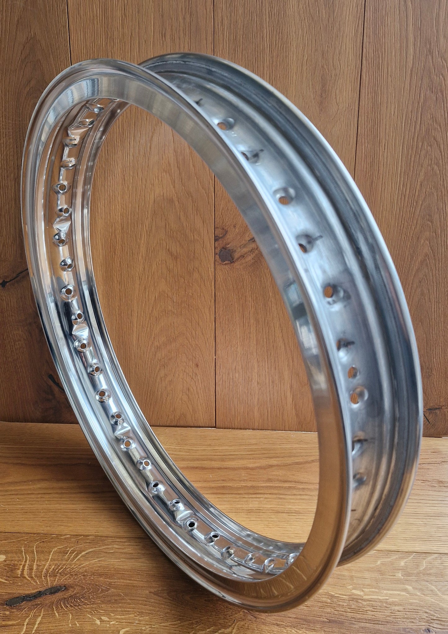 Chrome rim BMW R50 - R69S (140mm) - 2.15 x 18" 40 hole perfect fit with safety notch