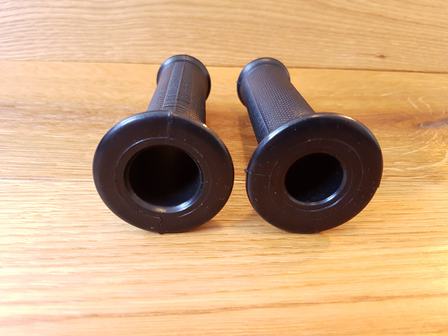 Grip rubber PAIR left + right for vintage motorcycle 22mm handlebar BMW NSU Zündapp vintage car spare parts